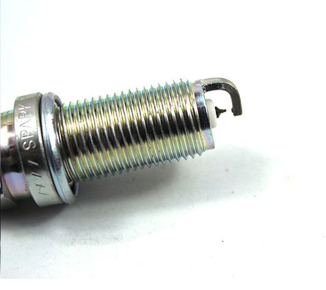 CD3588 BENZ Spark Plug ILFR6A